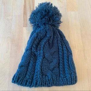 Cable Knit Pom Pom Beanie